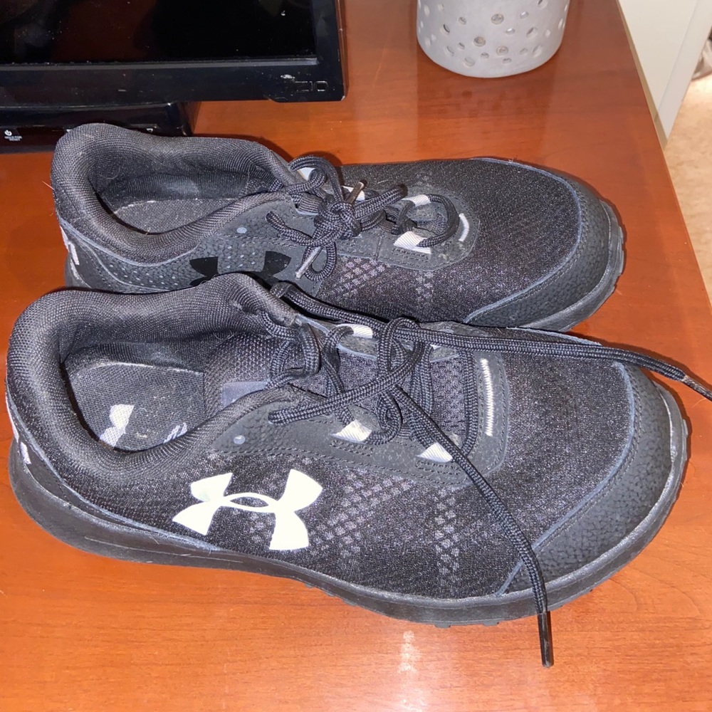 Under Armour shoes extra wide